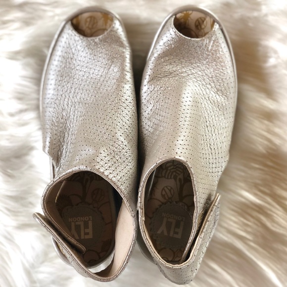 fly london silver sandals